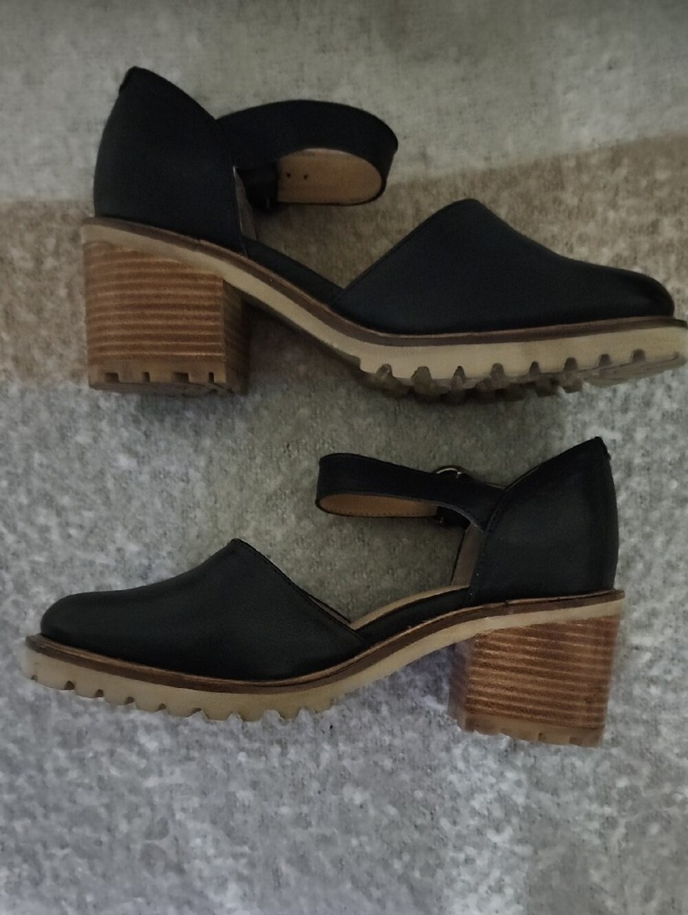 Seychelles Lock and Key Black Leather Mary Jane Block Heels Sz 6.5 Dark Academia - Picture 7 of 10